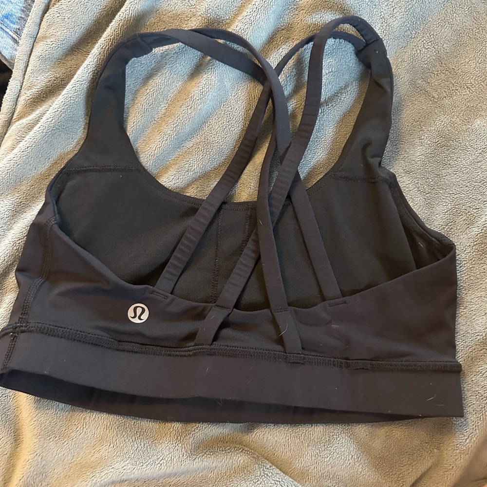 LULULEMON!! Sportsbra size small